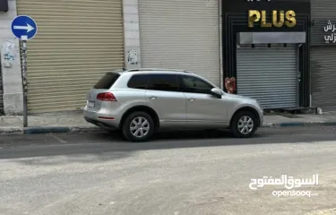  2 فولكس فاجن طوارق2011 للبيع