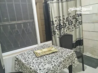  10 شقة للبيع خلف دوار القبة اربد موقع هادىء ومميز 3 غرف وبلكونه ومطبخ وحمامين وصالون تصلح كسكن واستثمار