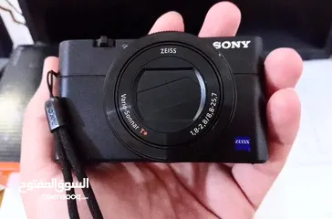  7 كاميرا سوني RX100V (Mark 5) مارك 5 شبه الجديد