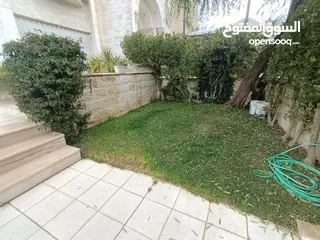  1 شقه ارضيه للبيع،،ترسات وحديقه حول البيت،،اهم مواقع دير غبار