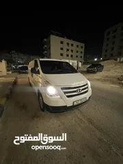  1 هونداي H1 2017