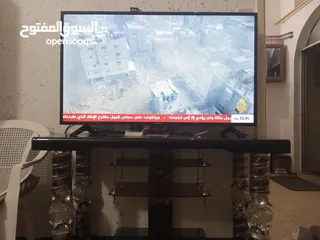  1 شاشه 50 انش مستعمل بسيط شبه جديد