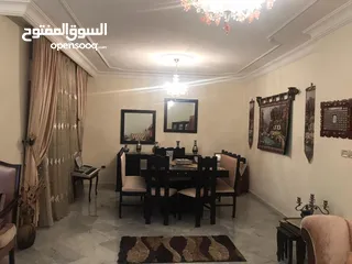  1 شقة مميزة 3 غرف نوم مفروشة بالكامل منطقة مخدومة مع اطلالة رائعة في اجمل مناطق تلاع العلي خلدا