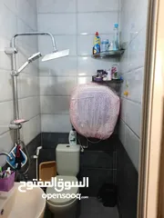  2 غسالة حائط نوع دايو ميني صنع كوري حجم 3 كغم بحالة الجديدة استعمال خفيف