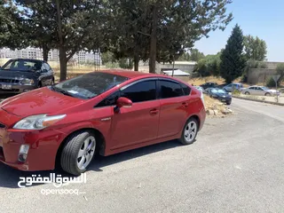  4 تويوتا بريوس