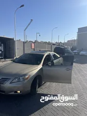  2 تويوتا كامري هايبرد   2007 فحص 7 جيد وله اي ملاحظه فل كاامل اعلا صنف السعر قابل للتفاوض