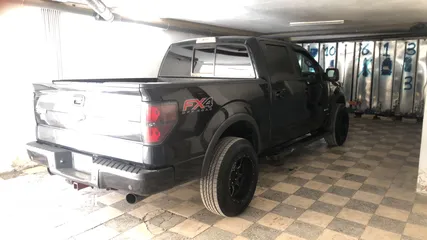  2 Ford F150 FX4