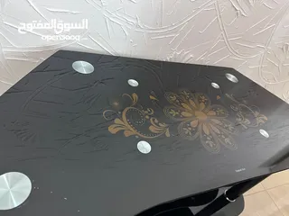  4 شاشة Lg 43 inch مع طاولة سيكوريت