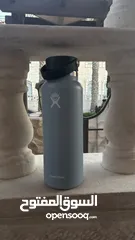  1 hydro flask water bottle