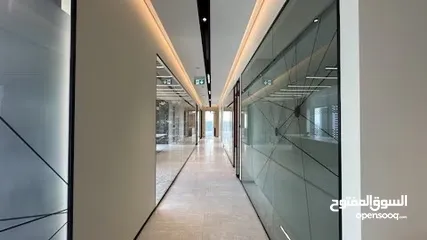  9 LUXRUY OFFICE FOR RENT IN OPUS TOWER