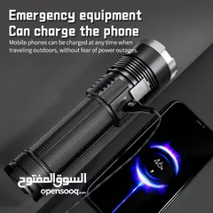  7 كشاف يدوي يضيئ حتى 1000 متر إضاءة قوية وعالية للغاية يشتغل عبر البطاريات 150 واط