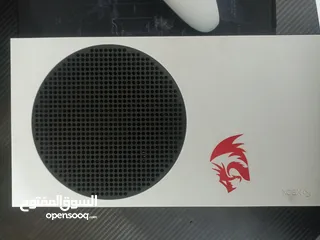  2 للبيع جهاز Xbox Series S
