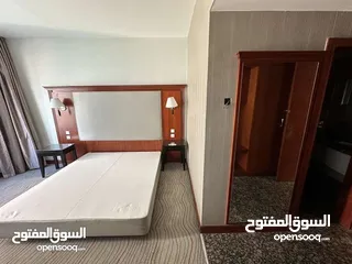  20 اثاث غرف نوم فندقي 5 نجوم للبيع   للغرفة تتكون من 8 قطع للشاليهات والفنادق والمنازل