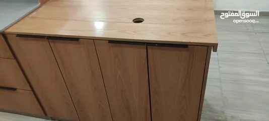  6 كاونتر خشب للمطاعم والمقاهي