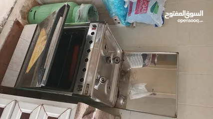  2 للبيع غاز إيطالي جليم غاز اصلي اربع عيون بحالة جيدة