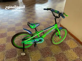  1 دراجة هوائية مستعملة.. عدد 2 دراجة رياضية للأطفال مستعمله استعمال خفيف جدا