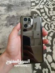  2 oppo find X5 pro 256 جيبي 12 جيبي جديد شبه