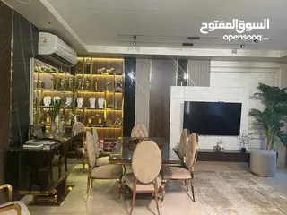  7 شقة مميزه للبيع تشطيب كامل في 90 افينيو التجمع الخامس  apartment for sale, fully finished