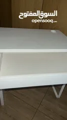  2 للبيع مكتب ابيض من ايكيا مستعمل بنصف السعر