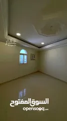  6 شقة للايجار   الرياض حي الملقا  تتكون الشقه من غرفه نوم رئيسية + صاله +مطبخ مفتوح على الصاله +دورت م