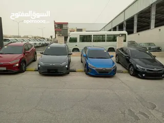  4 هيونداي أيونيك فل الفل مع فتحه بحاله الوكاله وارد كوري ممشى قليل....