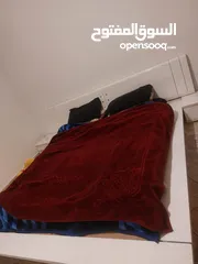  1 غرفه نوم للبيع نظام امريكي لون ابيض جلوس لميع ضد الجرح