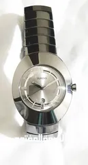  2 ساعه رادو أوفيشن سويسرى اصدار خاص مميز. ساعه من خمس ألاف ساعه بالعالم. Rado Ovation High tech.