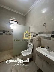  7 شقة سوبر ديلوكس - خلدا - 3نوم 1ماستر - ارضية - ترس واسع -تدفئة غاز - قرب الخدمات - موقع هادئ ومميز