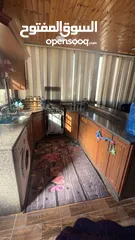  6 منزل للبيع