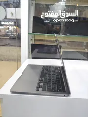  4 MacBook Pro 2020 M1 spacegray 8GB Ram 256GB SSD لابتوب ابل لون رمادي