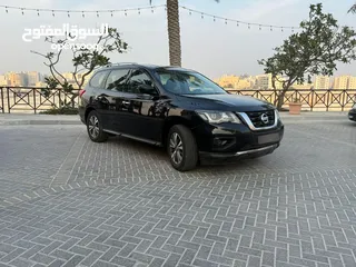  3 Nissan Pathfinder Model (2018)