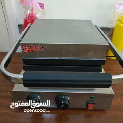  8 الة وفل و الة كريب