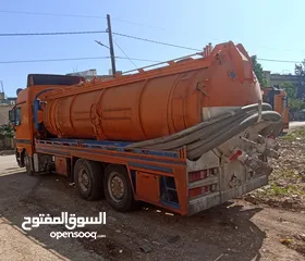  2 صهريج نضح اكتروز ،1998 للبيع . السياره شغاله بالصلاه عالنبي تنك وطرمبة ممتازات جدا. كاش او دفعه 10