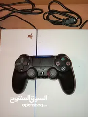  9 PS4 Standard Edition - White  Playstation in Great Condition