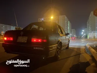  4 بي ام E30(زعرة)