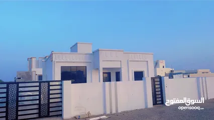  2 بيت جديد للبيع صحار العوينات 6 جنب مسجد قريبه من عوتب المنزل جديد