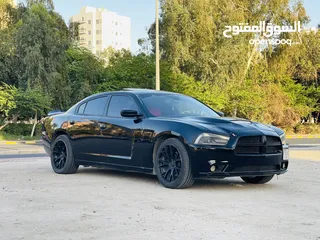  2 دودج شارجر SRT موديل 2013 - V8