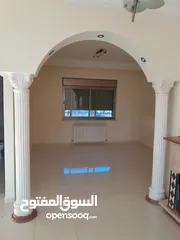  14 شقة للإيجار