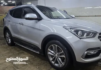  1 HYUNDAI SANTA FE 2017 ( EXPAT Owner Lady Dr.)