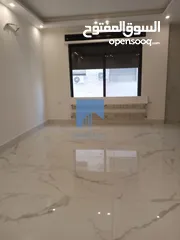  9 شقة أرضية فاخرة للبيع في الرابية  - خلف الإتصالات ( Orange ) 195م مع حديقة وترسات 150م لم تسكن