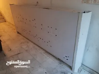  5 ارمه الكابوند مع بروفايلات حديد جاهز تصلح لجميع المحلات( مستعمل ) بحاله ممتازه