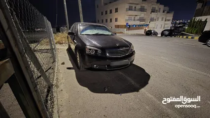  1 كابريس 2008 رويال اعلى صنف لون اسود مالك اول عداد 70 الف كيلو