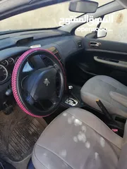  4 بيجو 307 موديل 2004 للبيع