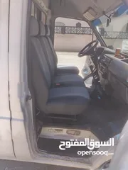  8 فان باص فورد اوتوسان.. ديزل