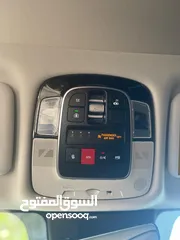  10 هونداي توسان ( هايبرد)  بنزين + كهرباء  فل الفل اضافات