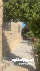  2 بيت للبيع في منطقة ناعور حسبان
