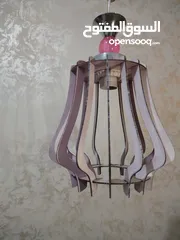  1 معلاقات خشب ونحاس وكلوبات جديد جديد غير مستعمل