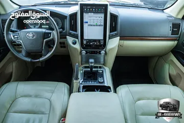  15 Toyota Land Cruiser 2017 Gx-r V8  السيارة بحالة الوكالة و قطعت مسافة 141,000 كم   اللون : اسود