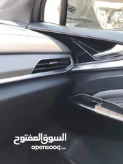  13 VOLKSWAGEN ID.4 CROZZ PRO   مع فتحه بانورما متحركة عداد 9k فقط