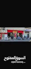  1 محل للبيع بخلو اقل بكثير من سعر السوق عباره عن بابين علي الشارع